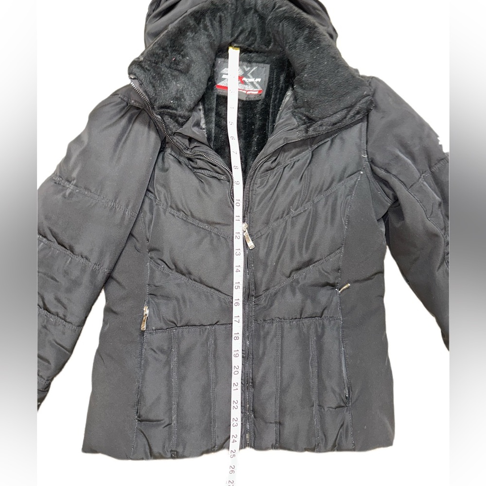 Women’s Winter Coat - Picture 8 of 9